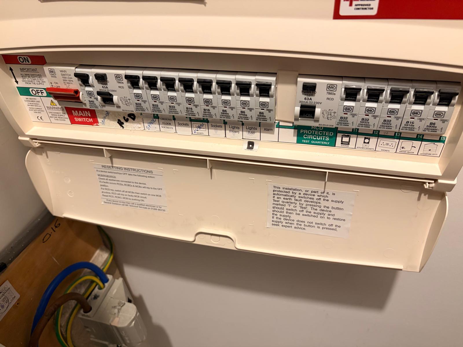 Original fuse board before replacement